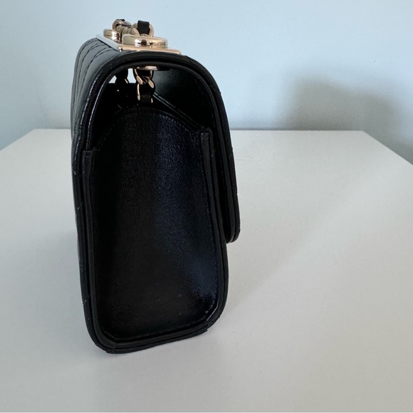 Chanel Mini Trendy CC Bag in Black Gold - Picture 5 of 16